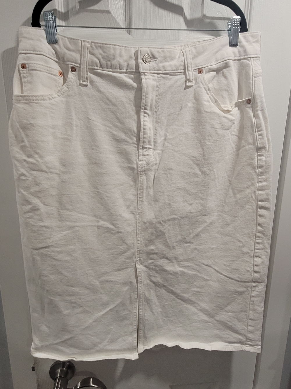 GAP White Denim Cotton Pencil Skirt Front Slit 35/ 20